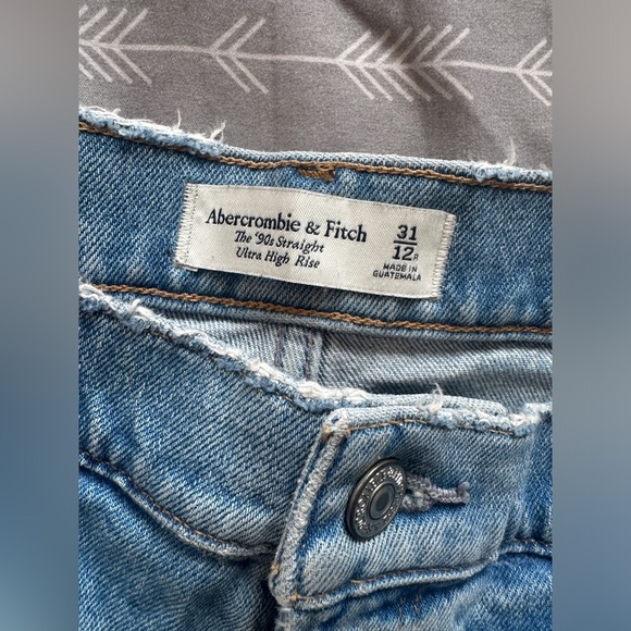 Abercrombie and fitch 90s straight leg jean - Picture 5 of 7